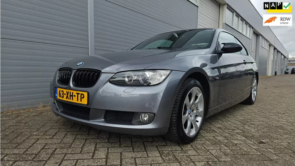 BMW 3-serie Coupé 320i Introduction | Navi | Cruise | APK 05-2027