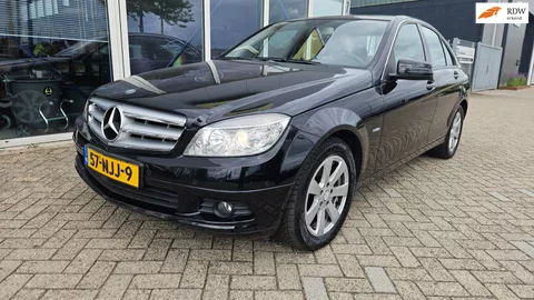 Mercedes-Benz C-klasse 180 CGI BlueEFFICIENCY Business Class LEES advertentie