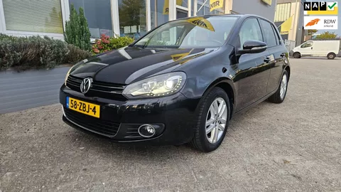Volkswagen Golf 1.2 TSI Highline BlueMotion | Led | Cruise | Navi | PDC