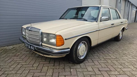 Mercedes-Benz 200-280 (W123) 280 | Airco | Belastingvrij |