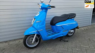 Peugeot Snorscooter Django Sport 25 km/h | 2017